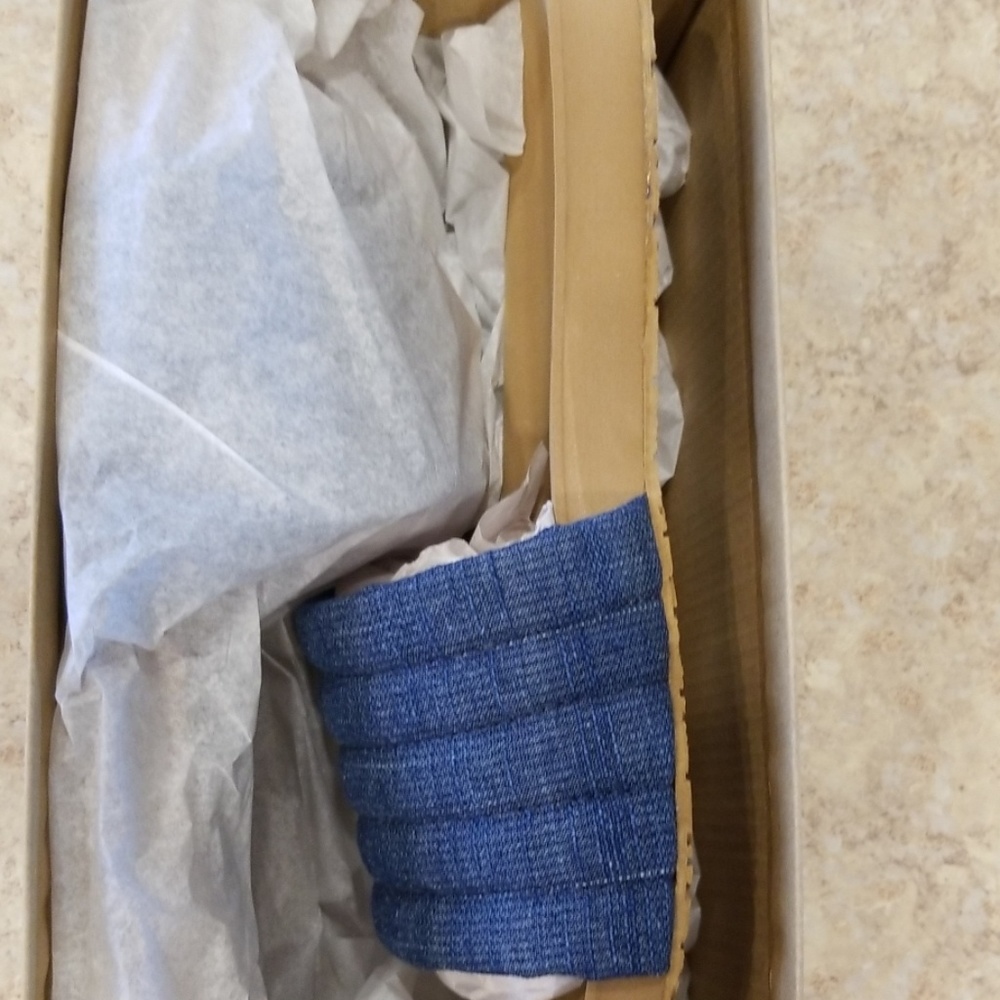 Portland Shoes - Picture 4 of 4